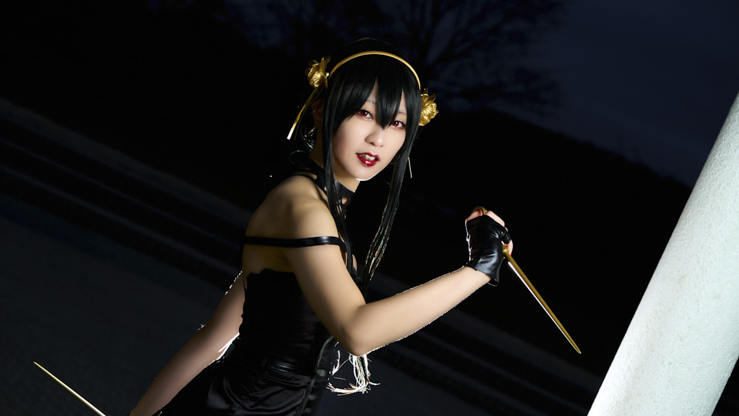 2023-11-16 marikaさん ヨル:フォージャー ポートフォリオサイト用